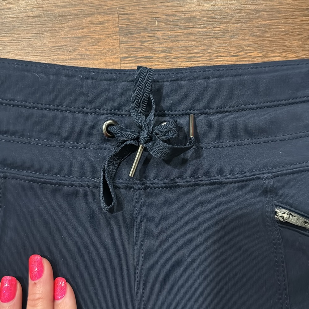 Athleta shorts - Picture 3 of 6